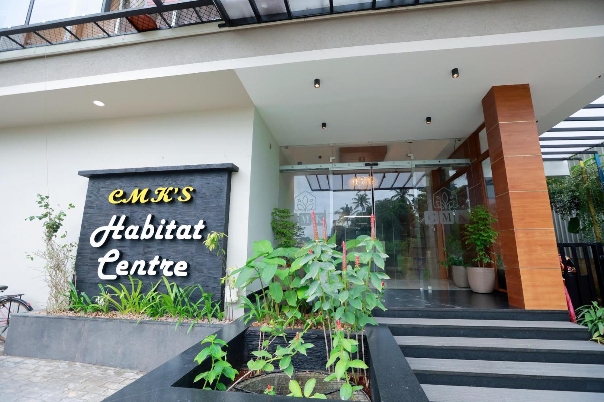 Hotel Cmk Habitat Centre à Kochi Extérieur photo