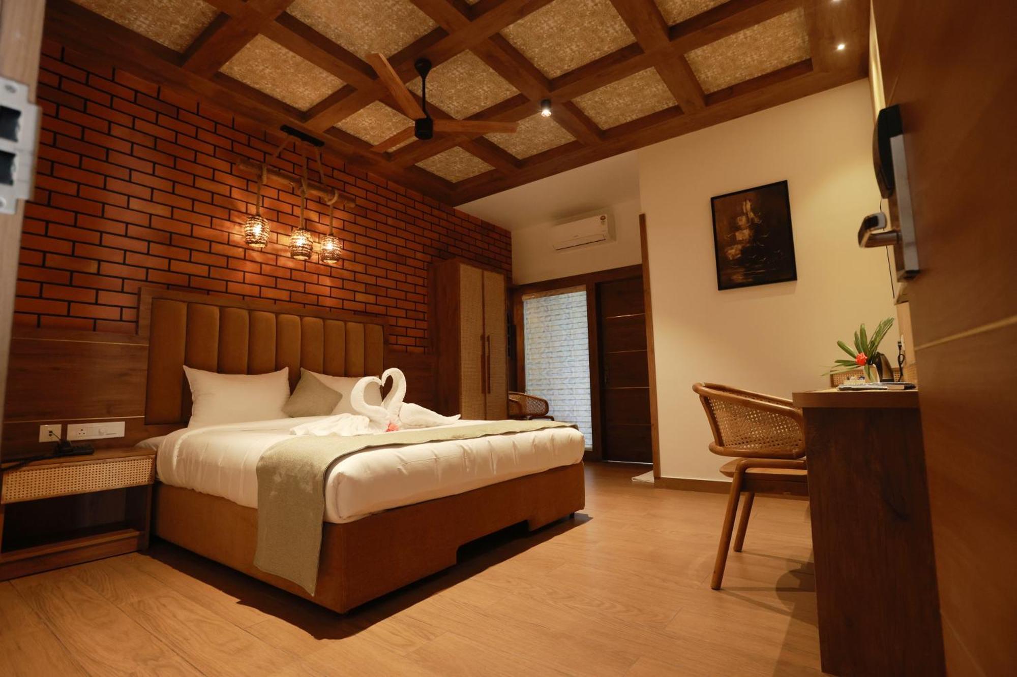 Hotel Cmk Habitat Centre à Kochi Extérieur photo