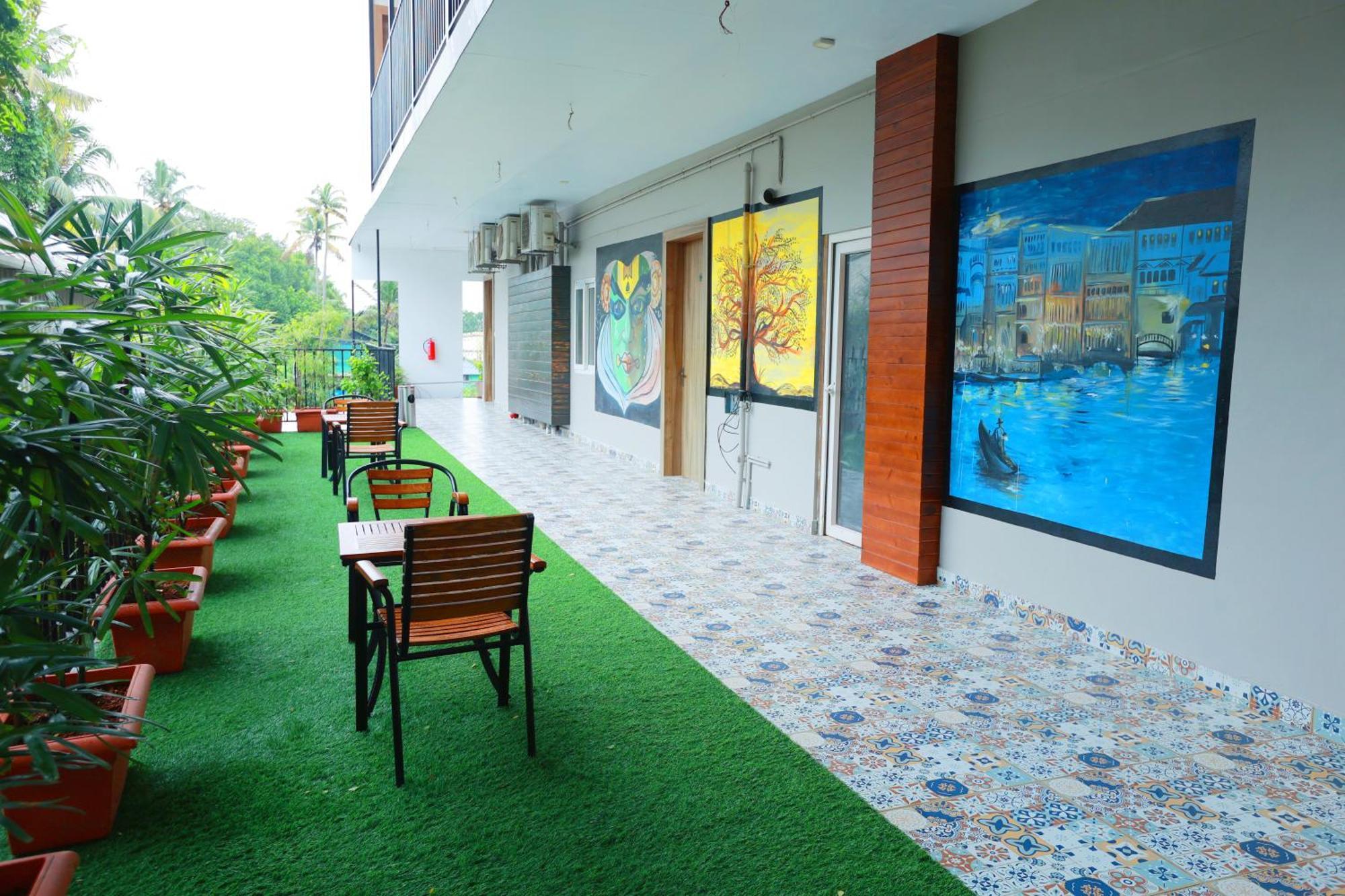 Hotel Cmk Habitat Centre à Kochi Extérieur photo
