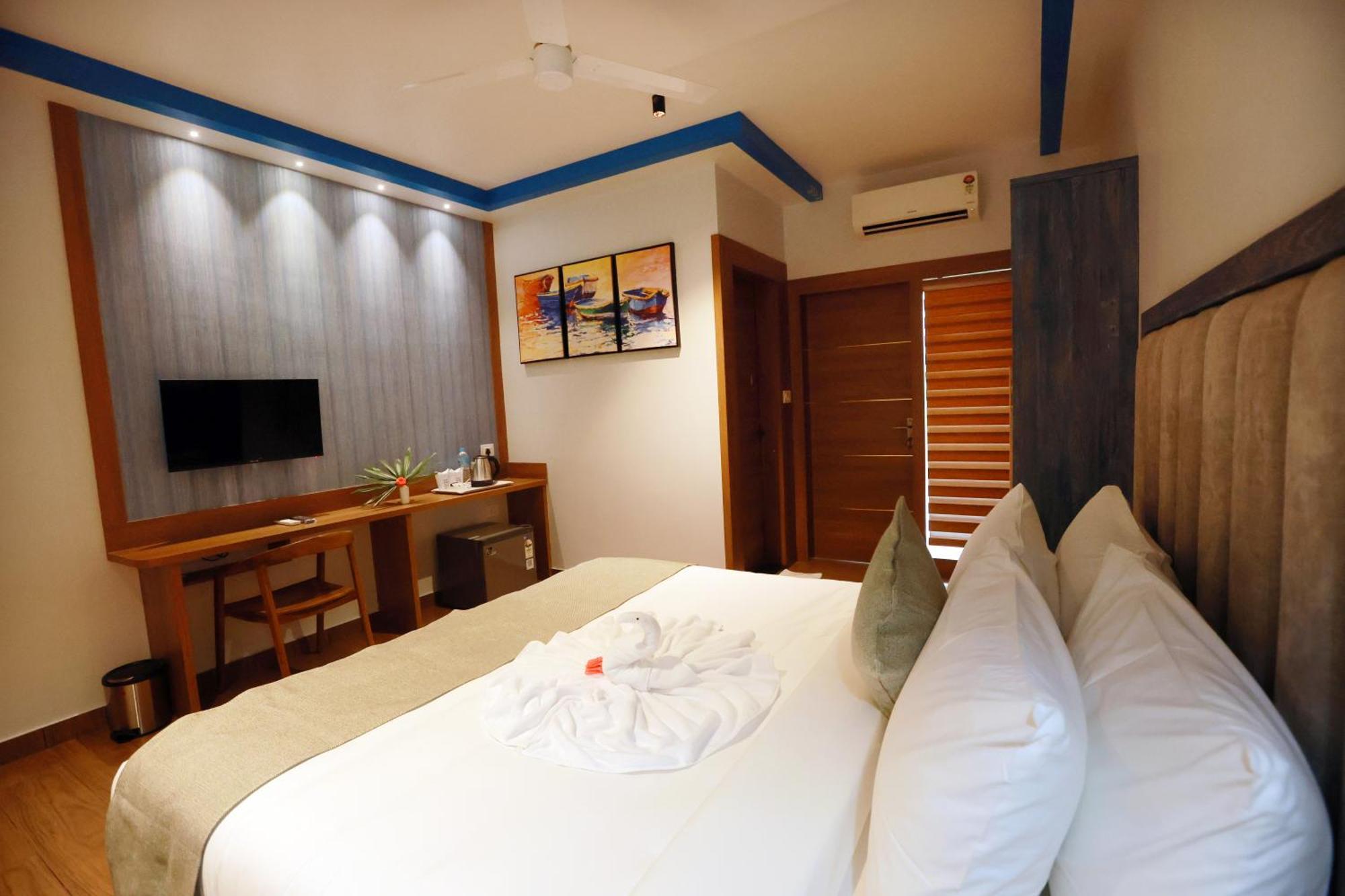 Hotel Cmk Habitat Centre à Kochi Extérieur photo