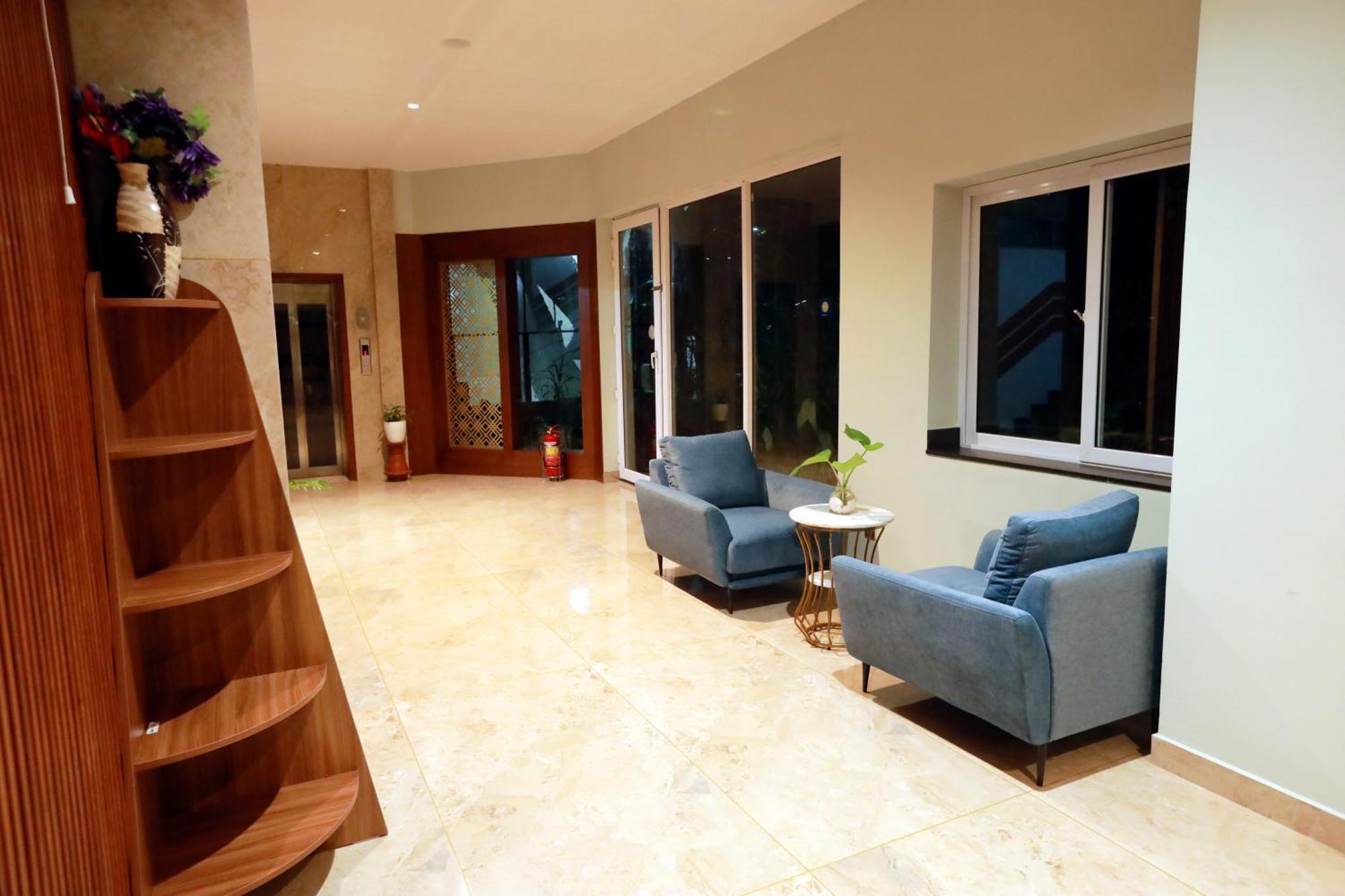 Hotel Cmk Habitat Centre à Kochi Extérieur photo