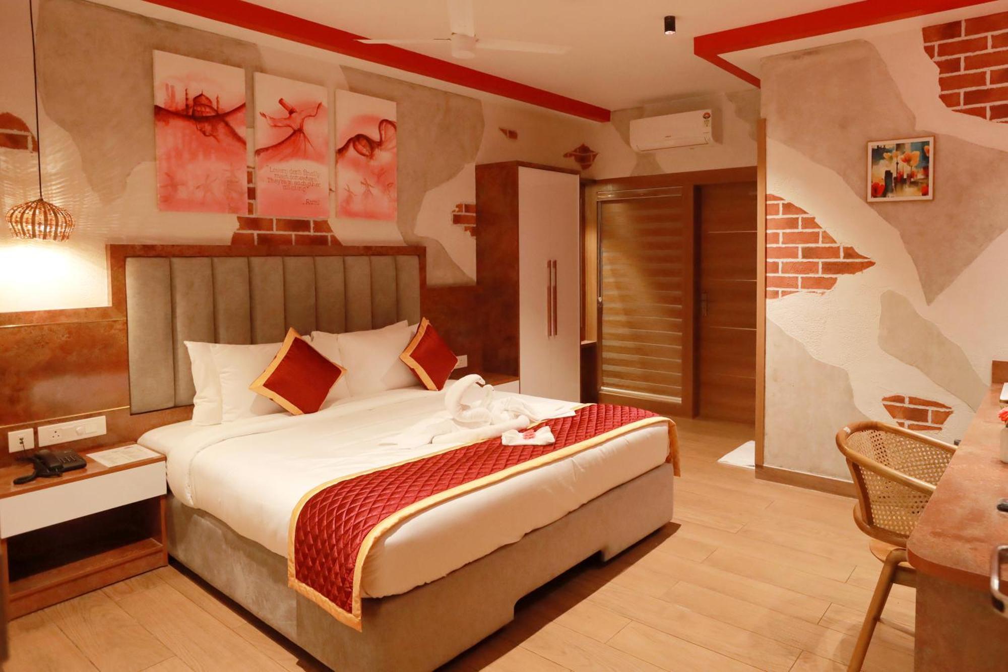 Hotel Cmk Habitat Centre à Kochi Extérieur photo