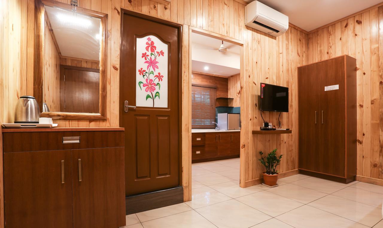 Hotel Cmk Habitat Centre à Kochi Extérieur photo