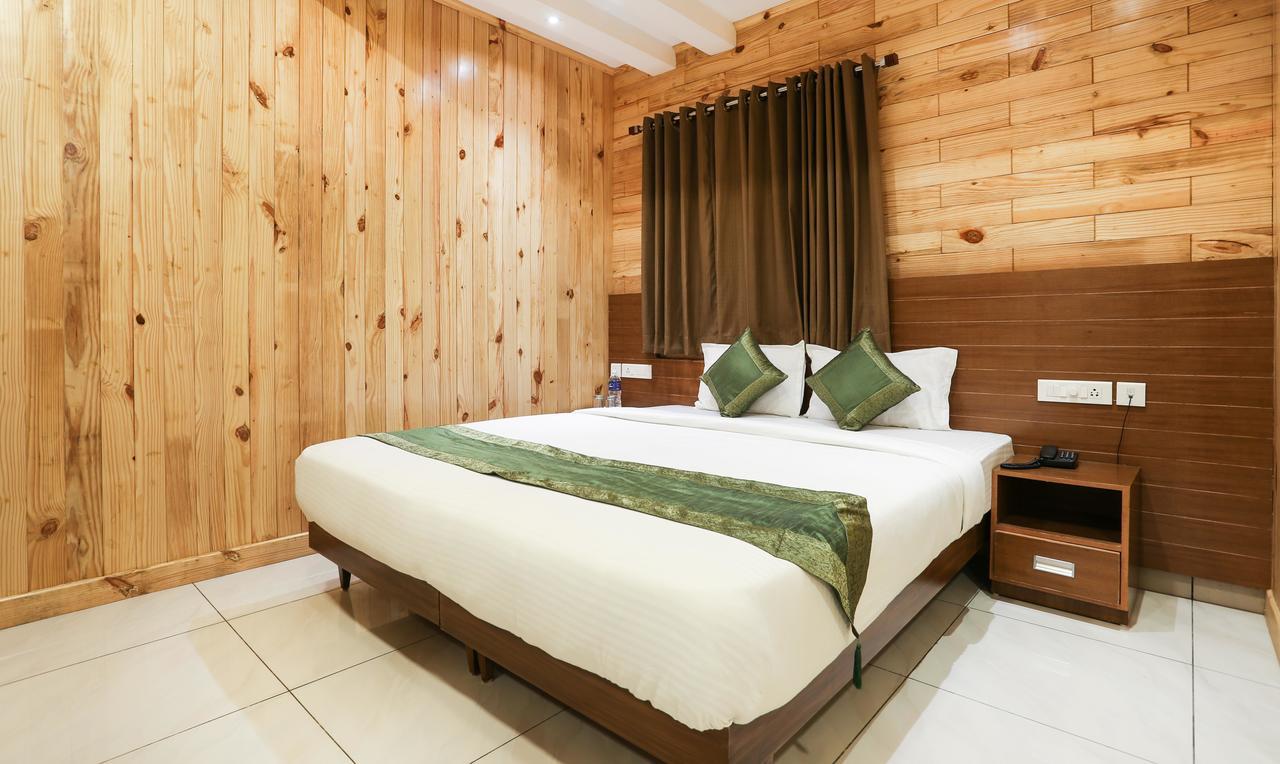 Hotel Cmk Habitat Centre à Kochi Extérieur photo