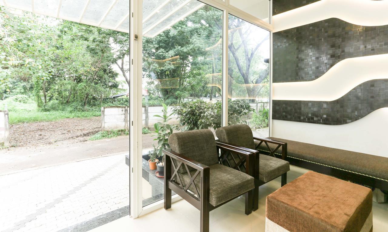 Hotel Cmk Habitat Centre à Kochi Extérieur photo